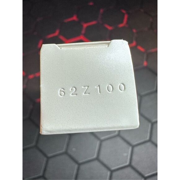 Valentino Spike Valentino Hydrating Disco Lip Balm 400A - Solar Coral - warm cor - Picture 5 of 7